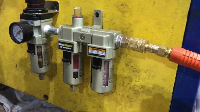 Air dryer filter for compressor
