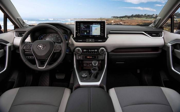 2024 toyota rav4 adventure images