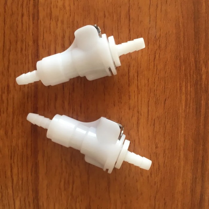 Quick connect air fittings