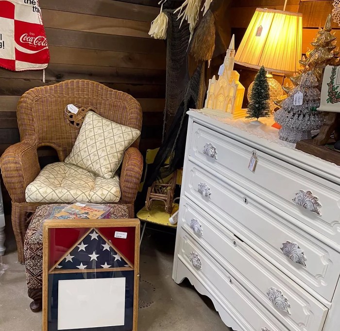 Best Vintage Adventure | eBay Stores Antique adventure website for vendors