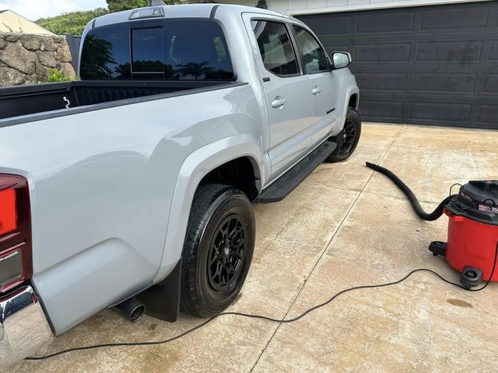 Car cleaning and detailing near me
