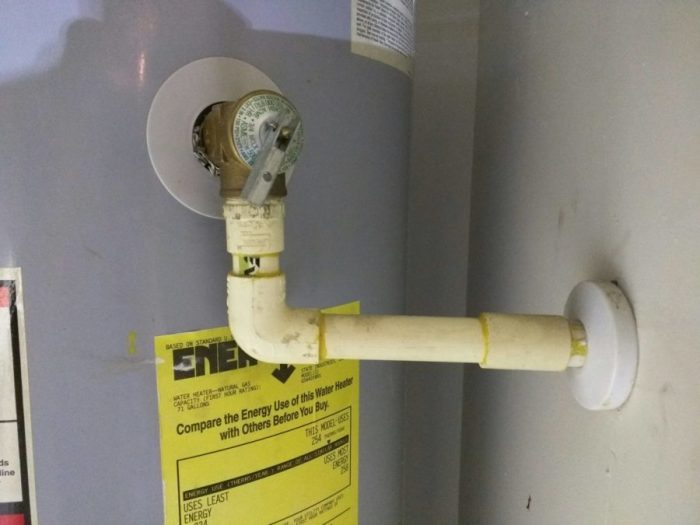 Leaking heater Leaking heater